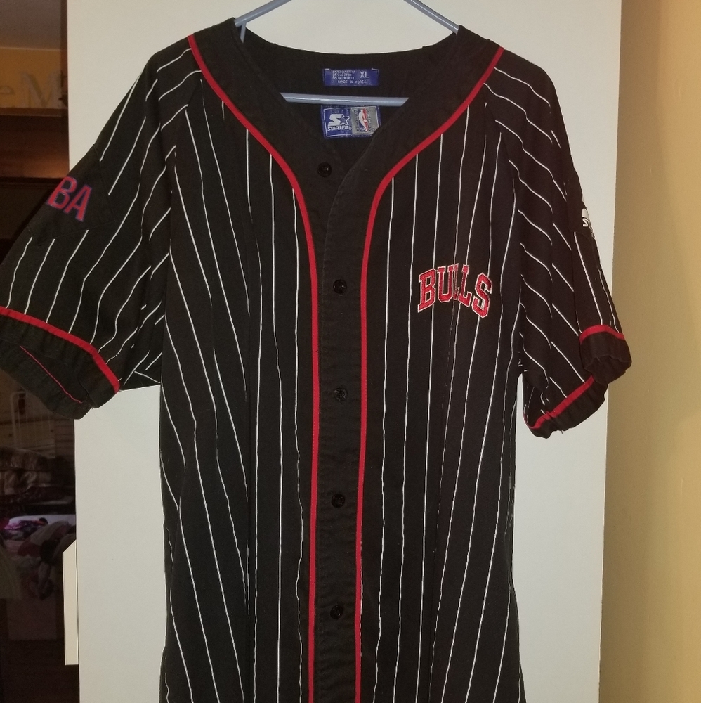 Vintage Chicago Bulls jersey
